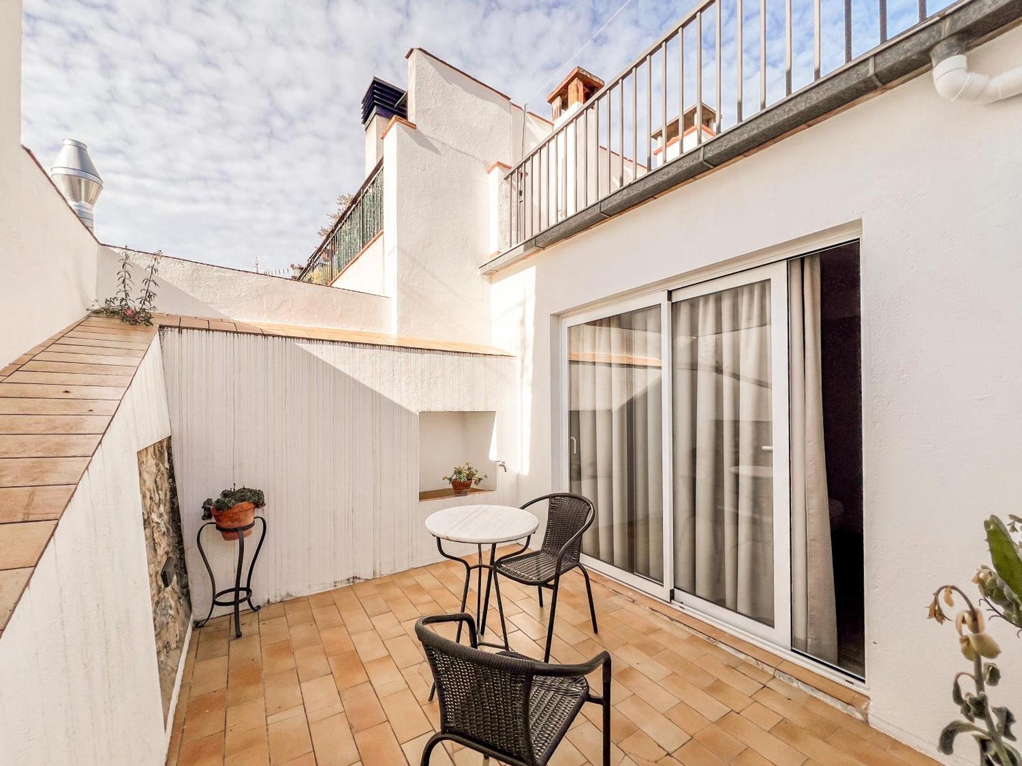 Ganganell Atic Apartamento Con Terraza En בסלו מראה חיצוני תמונה